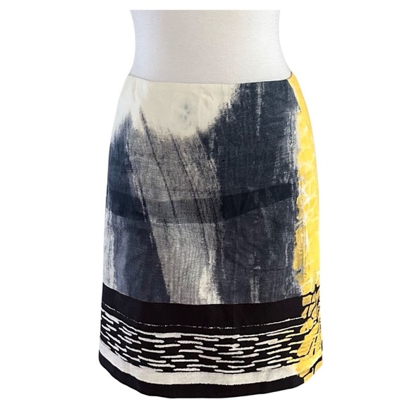 Elie Tahari Dresses & Skirts - ELIE TAHARI Black and Yellow Abstract Mini Skirt. Size 6